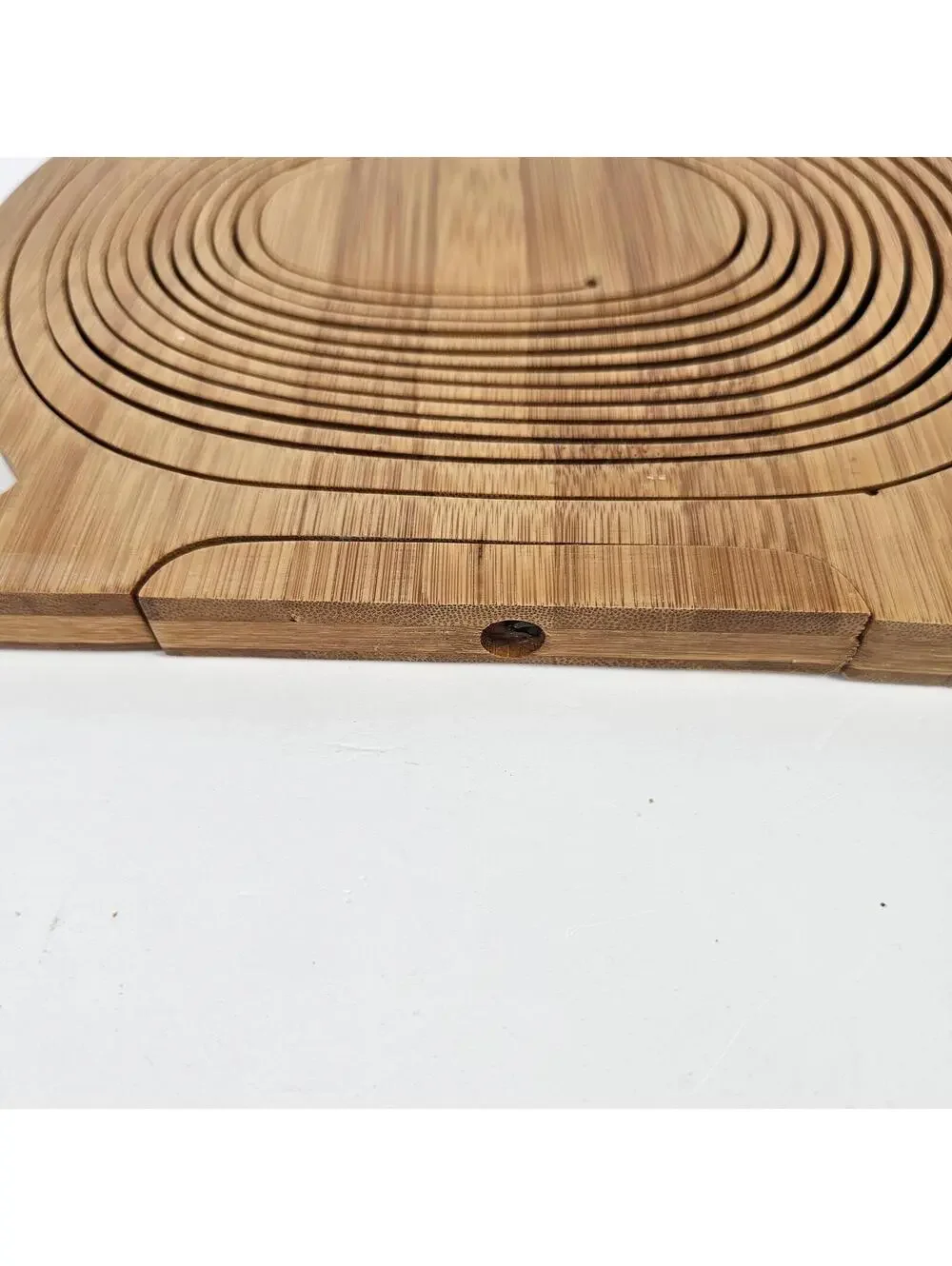 Folding Bamboo Fruit Basket Horse Shape 3D Pop-Up Bowl Cutting Board 10x11”